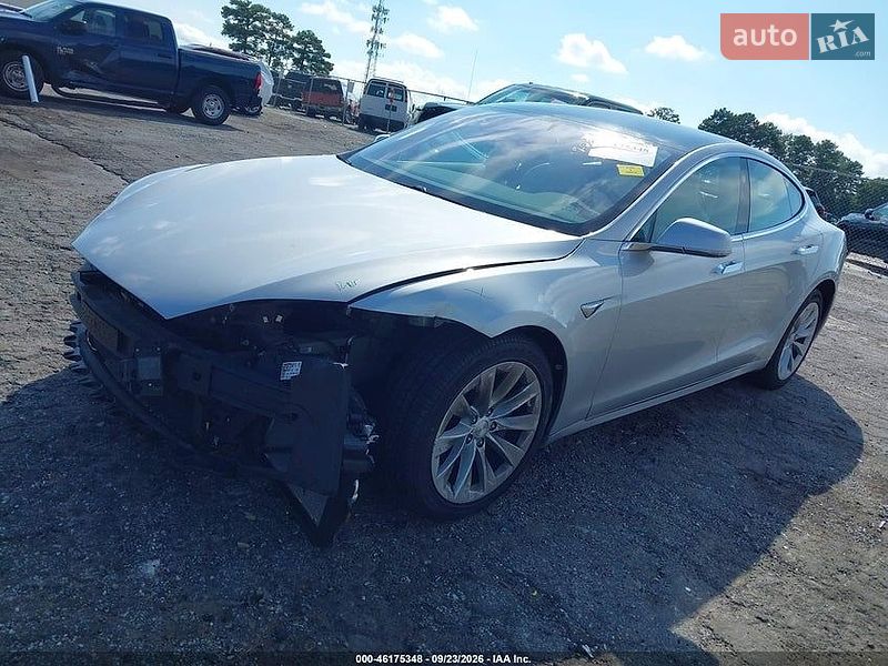 Ліфтбек Tesla Model S 2018 в Житомирі