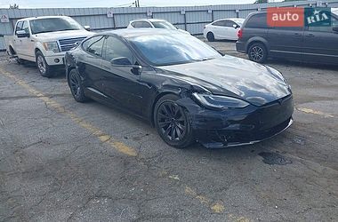 Лифтбек Tesla Model S 2018 в Киеве