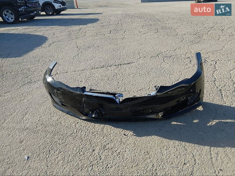 Лифтбек Tesla Model S 2017 в Тернополе