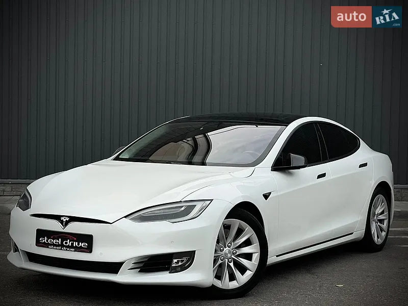 Tesla Model S 2017