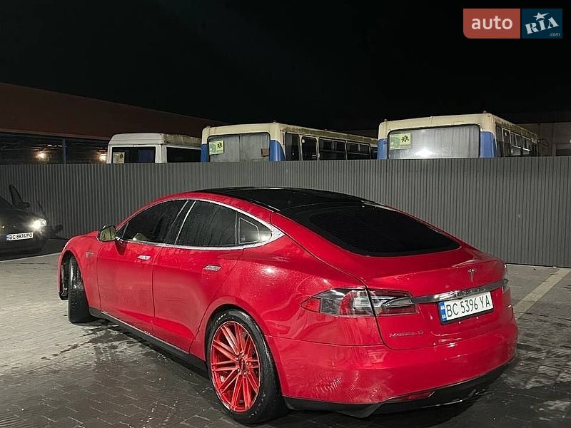 Ліфтбек Tesla Model S 2013 в Перемишлянах