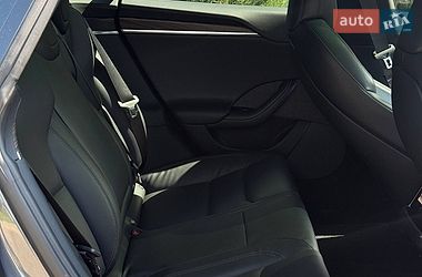 Ліфтбек Tesla Model S 2021 в Дніпрі фото 21 Ліфтбек Tesla Model S 2021 в Дніпрі