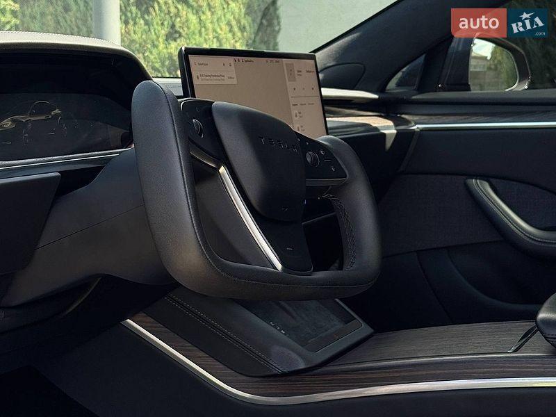 Ліфтбек Tesla Model S 2021 в Дніпрі фото 11 Ліфтбек Tesla Model S 2021 в Дніпрі