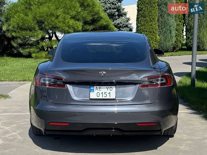 Ліфтбек Tesla Model S 2021 в Дніпрі фото 5 Ліфтбек Tesla Model S 2021 в Дніпрі