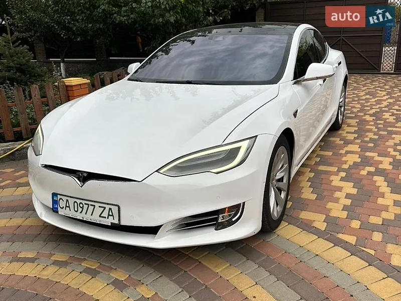 Tesla Model S