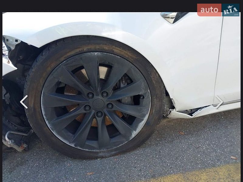 Ліфтбек Tesla Model S 2019 в Києві