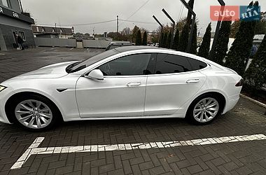 Ліфтбек Tesla Model S 2018 в Кам'янець-Подільському