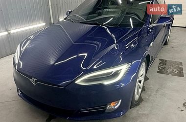 Ліфтбек Tesla Model S 2017 в Києві