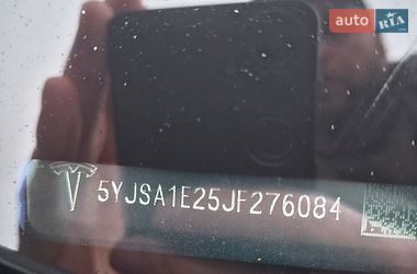 Лифтбек Tesla Model S 2018 в Киеве