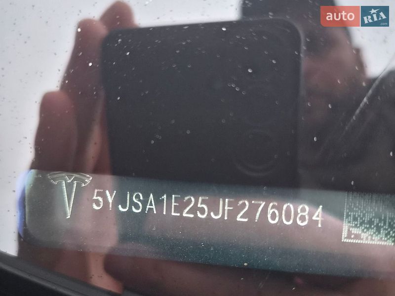 Лифтбек Tesla Model S 2018 в Киеве