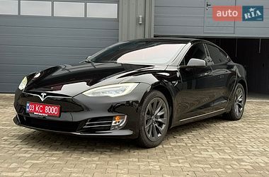 Лифтбек Tesla Model S 2018 в Ковеле