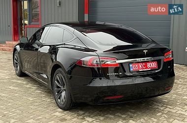 Лифтбек Tesla Model S 2018 в Ковеле