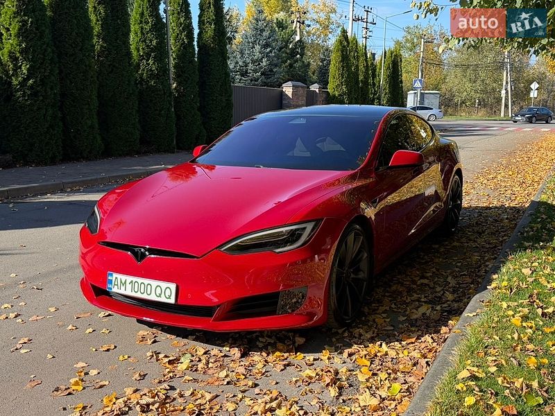Tesla Model S 2017