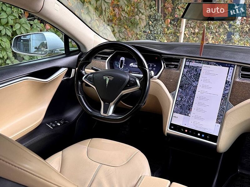Ліфтбек Tesla Model S 2012 в Одесі