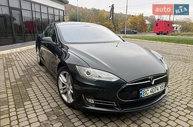Лифтбек Tesla Model S 2013 в Львове