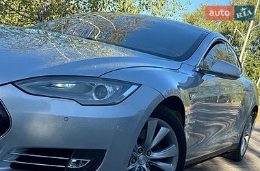 Лифтбек Tesla Model S 2013 в Дрогобыче