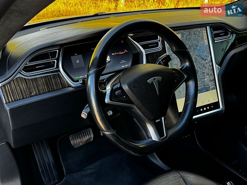 Лифтбек Tesla Model S 2013 в Дрогобыче