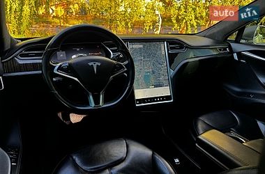 Лифтбек Tesla Model S 2013 в Дрогобыче