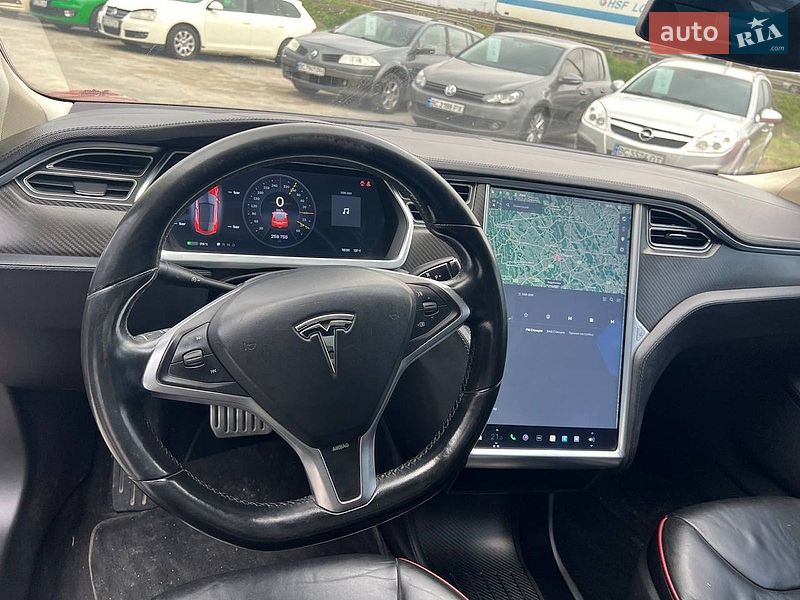 Лифтбек Tesla Model S 2013 в Львове