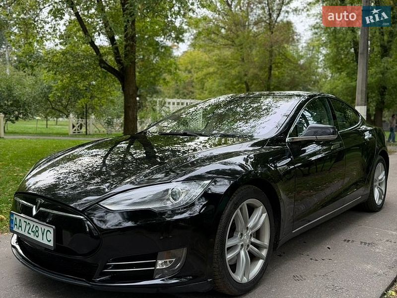 Лифтбек Tesla Model S 2013 в Ирпене фото 3 Лифтбек Tesla Model S 2013 в Ирпене