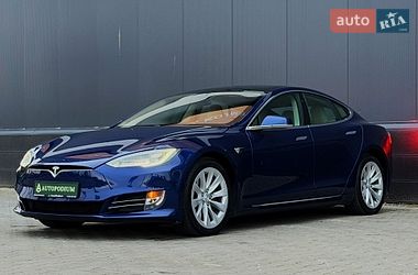 Лифтбек Tesla Model S 2018 в Киеве фото 3 Лифтбек Tesla Model S 2018 в Киеве