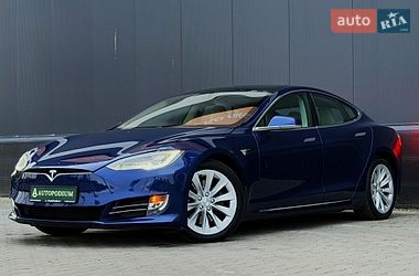 Лифтбек Tesla Model S 2018 в Киеве фото 6 Лифтбек Tesla Model S 2018 в Киеве