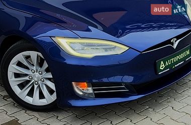 Лифтбек Tesla Model S 2018 в Киеве фото 14 Лифтбек Tesla Model S 2018 в Киеве