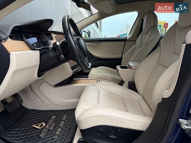 Лифтбек Tesla Model S 2018 в Киеве фото 27 Лифтбек Tesla Model S 2018 в Киеве