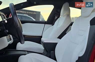 Ліфтбек Tesla Model S 2017 в Львові фото 11 Ліфтбек Tesla Model S 2017 в Львові
