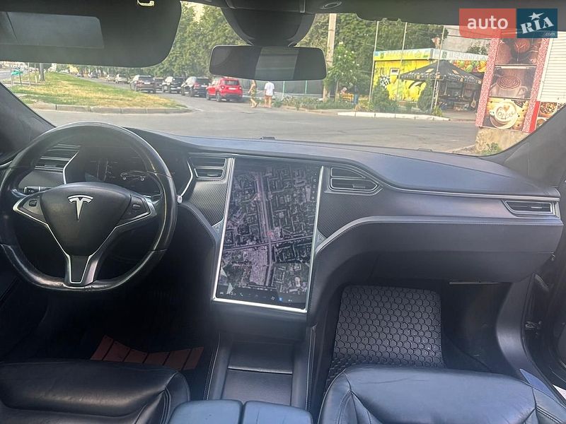 Лифтбек Tesla Model S 2016 в Харькове