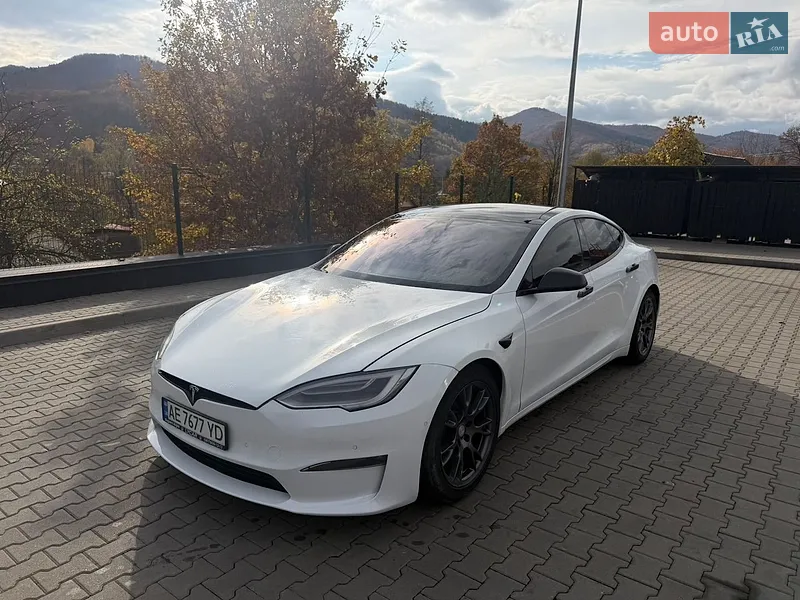 Tesla Model S
