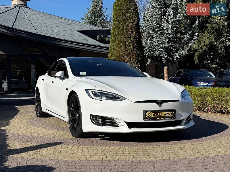 Tesla Model S