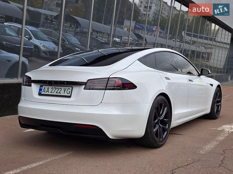 Ліфтбек Tesla Model S 2023 в Києві фото 4 Ліфтбек Tesla Model S 2023 в Києві