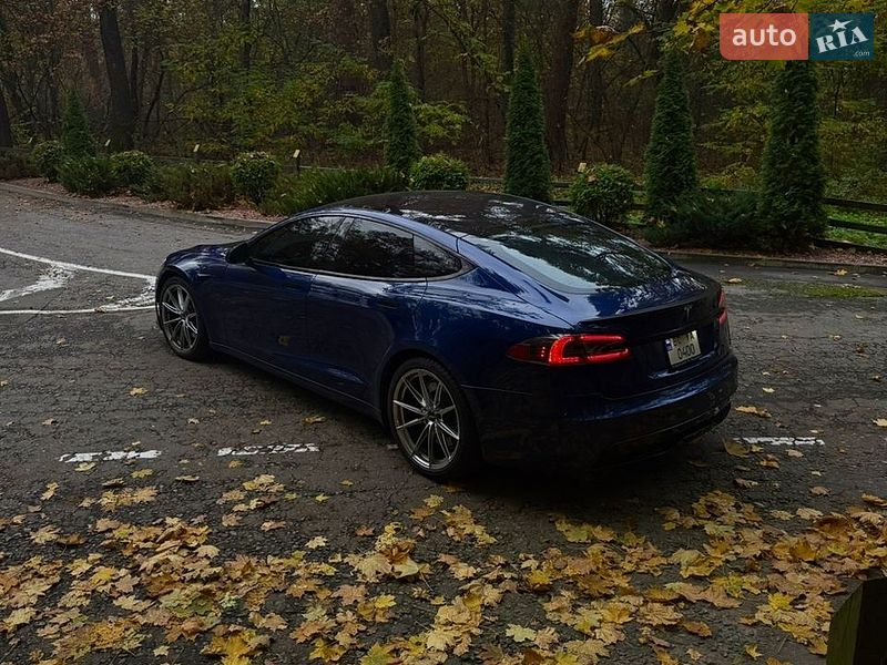 Ліфтбек Tesla Model S 2022 в Києві