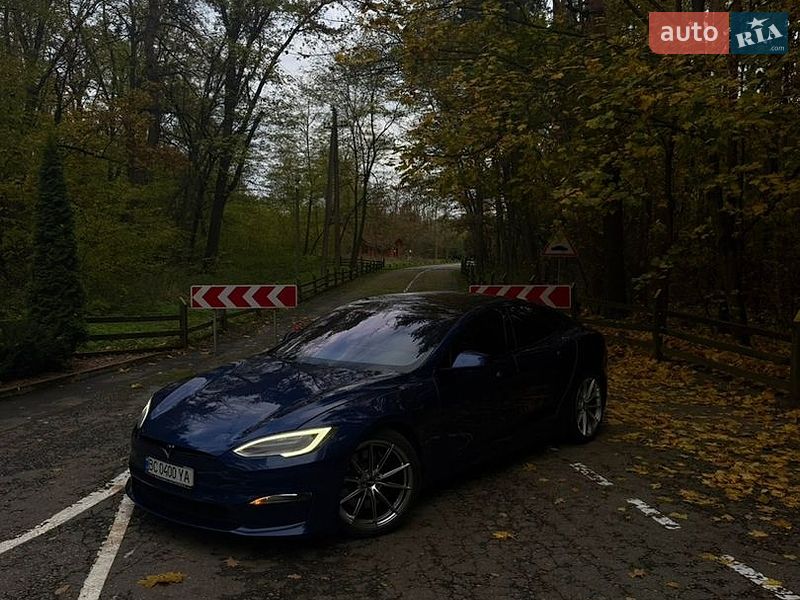 Tesla Model S 2022