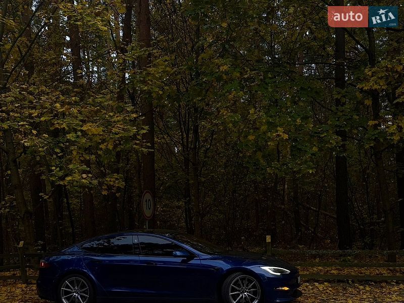 Ліфтбек Tesla Model S 2022 в Києві