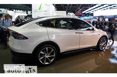 Седан Tesla Model X 2017 в Киеве