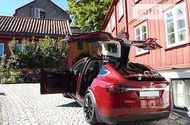 Внедорожник / Кроссовер Tesla Model X 2018 в 