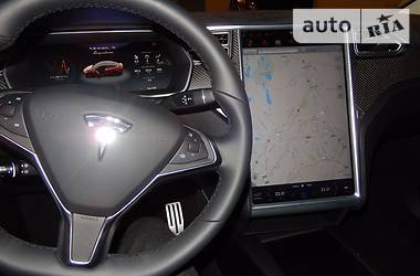 Внедорожник / Кроссовер Tesla Model X 2018 в 