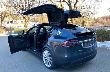  Tesla Model X 2016 в Киеве