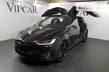 Внедорожник / Кроссовер Tesla Model X 2016 в Киеве