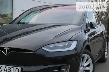 Внедорожник / Кроссовер Tesla Model X 2017 в Киеве