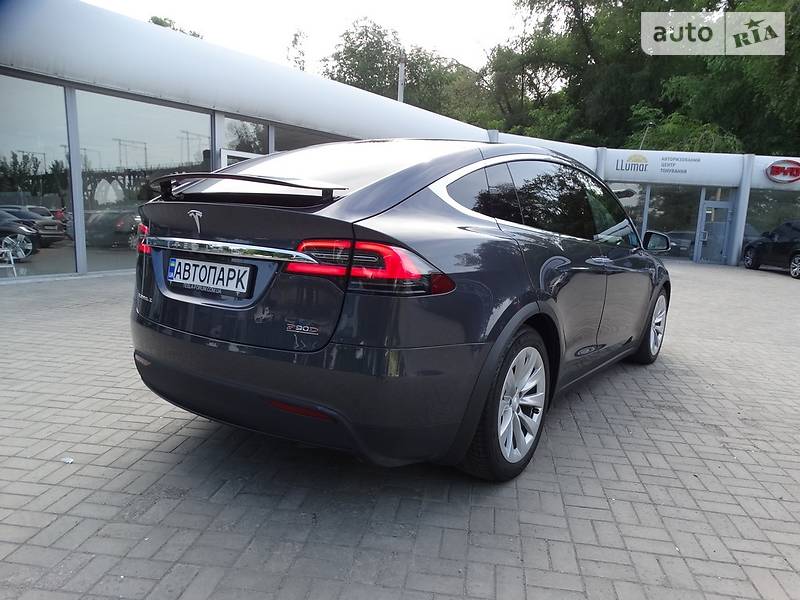Внедорожник / Кроссовер Tesla Model X 2016 в Днепре