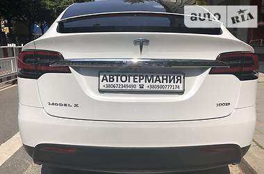 Седан Tesla Model X 2019 в Киеве
