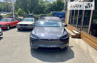 Внедорожник / Кроссовер Tesla Model X 2016 в Киеве