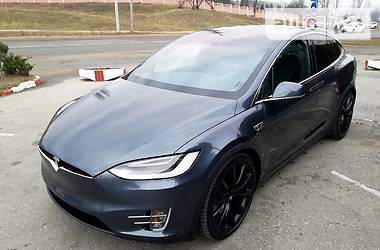 Внедорожник / Кроссовер Tesla Model X 2016 в Хмельницком