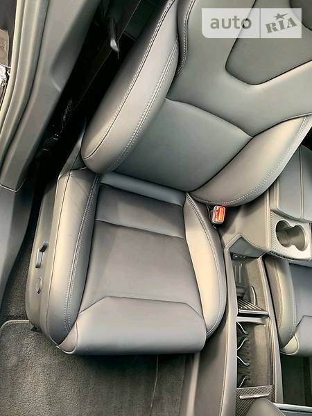 Позашляховик / Кросовер Tesla Model X 2018 в Києві фото 39 Позашляховик / Кросовер Tesla Model X 2018 в Києві