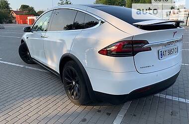 Позашляховик / Кросовер Tesla Model X 2016 в 