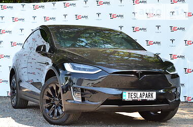 Внедорожник / Кроссовер Tesla Model X 2018 в Киеве