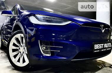 Внедорожник / Кроссовер Tesla Model X 2016 в Киеве